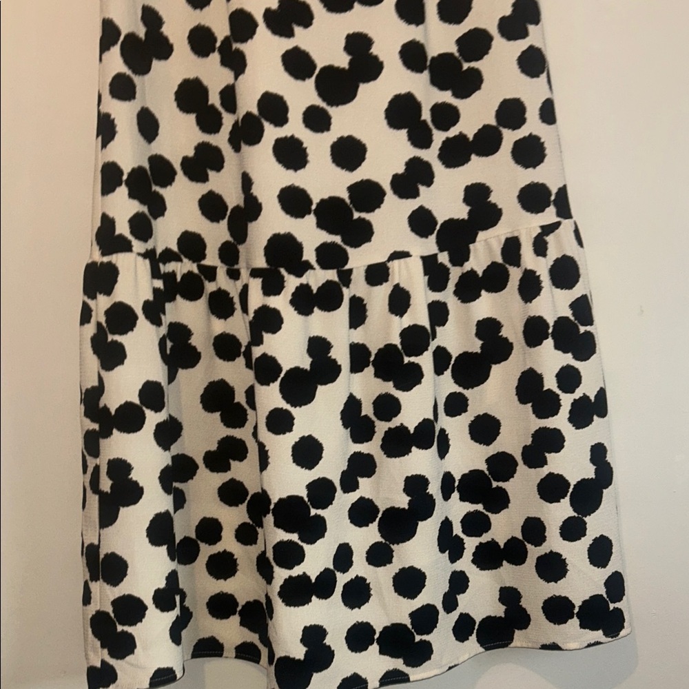 Chic Black and White Polka Dot Midi Dress - Picture 3 of 10